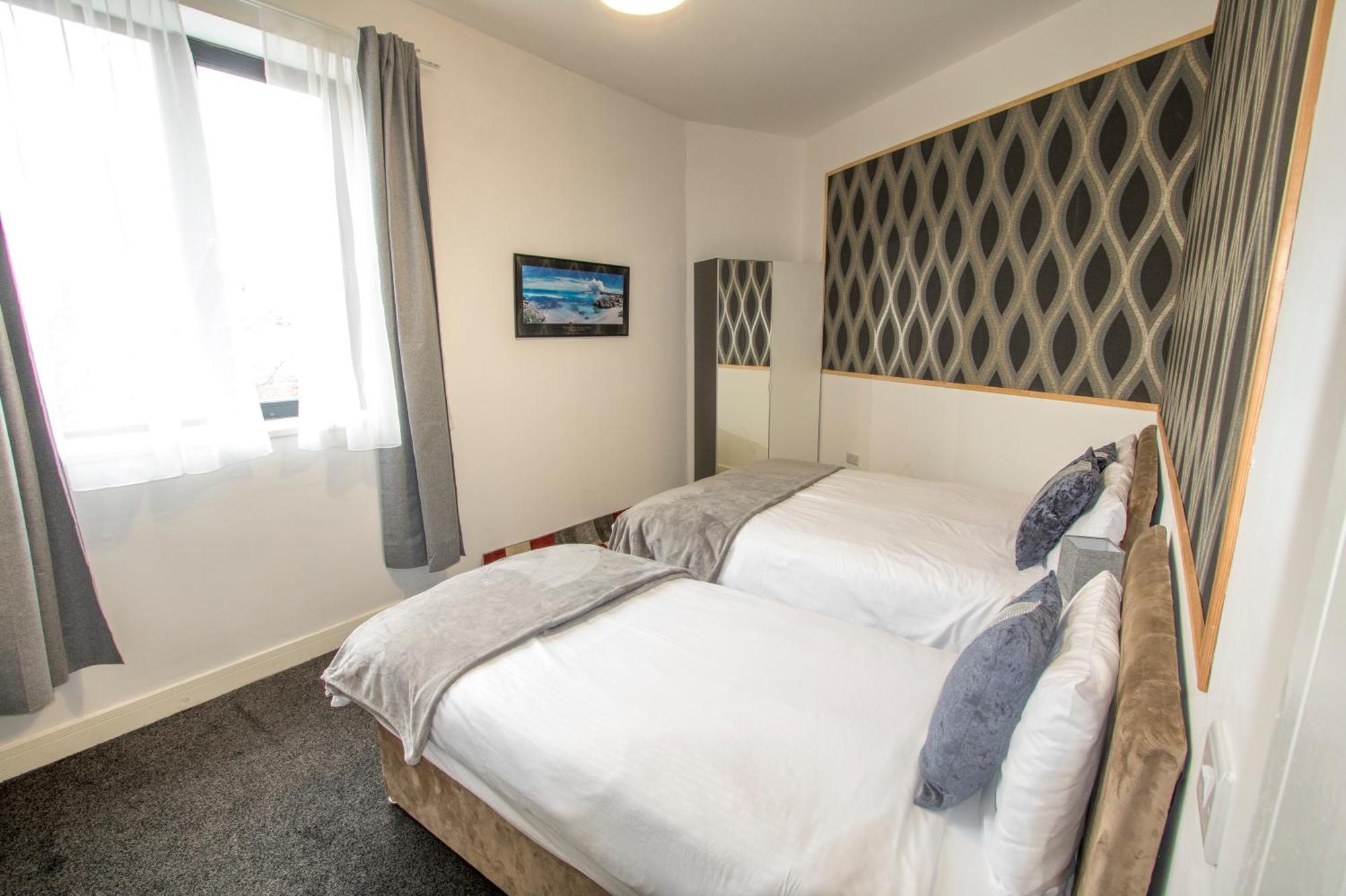 Ideal For Groups - Modern 2 Bedroom Apartment - Free Parking, Transit Links, Close To Stadiums Manchester Exteriér fotografie